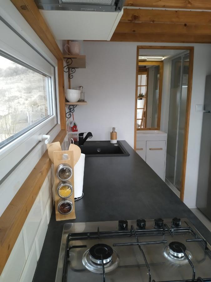 Tiny House Cluj With Jacuzzi Villa Szamosszentmiklós Kültér fotó